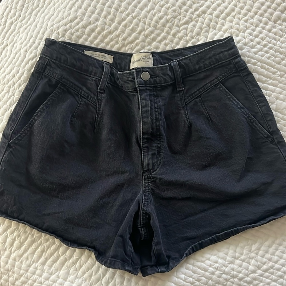 Black vintage wash universal threads high rise midi shorts